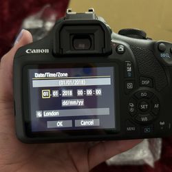 Canon Camera, Rebel T7 Full Kit. 
