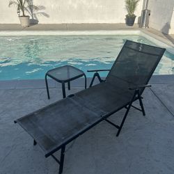pool chairs with side tables (set of 4)