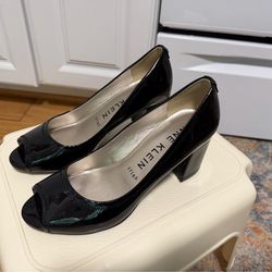 Elegant Women shoe