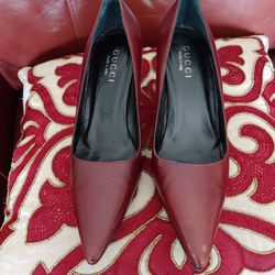 GUCCI MADE IN ITALY, SIZE 9