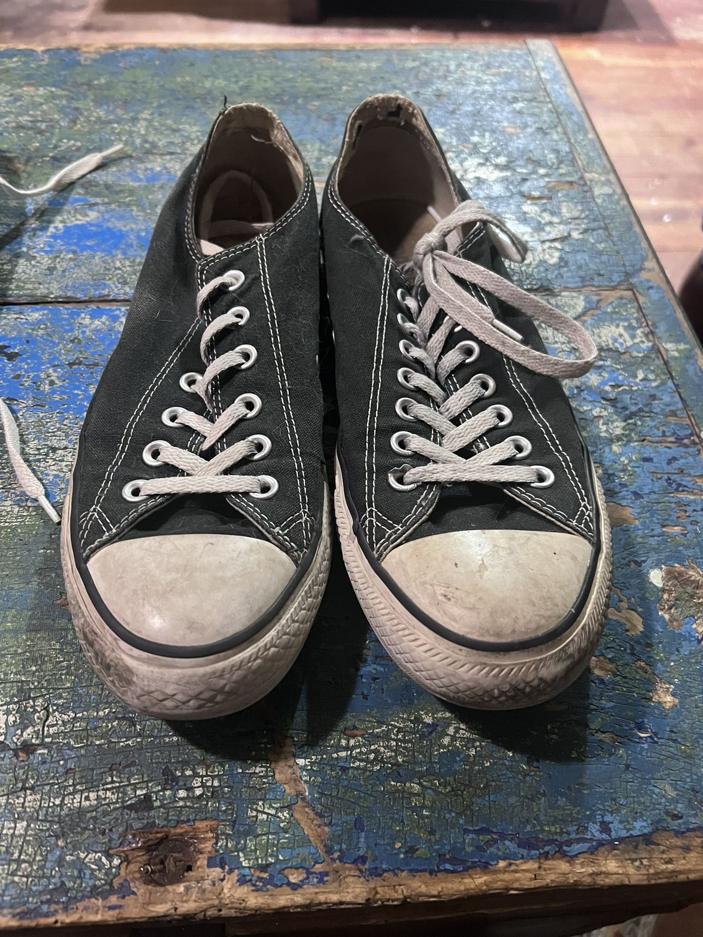 Black Vintage Chucks * Grunge *