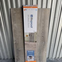 Lifeproof Sterling Oak Vinyl flooring -NEW-