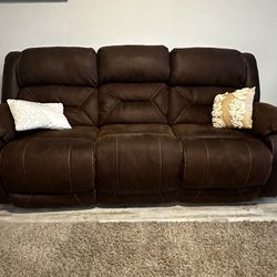 Microfiber Electric Dual Reclining Couch 