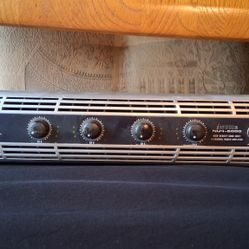 Behringer iNuke NU4-6000 AMPLIFIER 