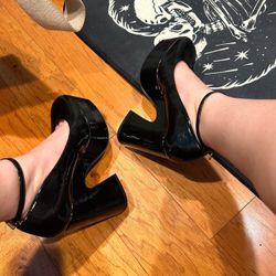 Black Platform Heels 