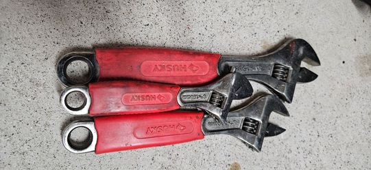 Husky Adjustable wrench set