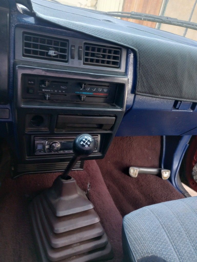 91 Nissan Hard body Parts