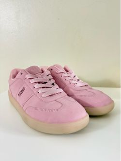 Guess Pink Sneakers Women’s Size 8.5 – Like New