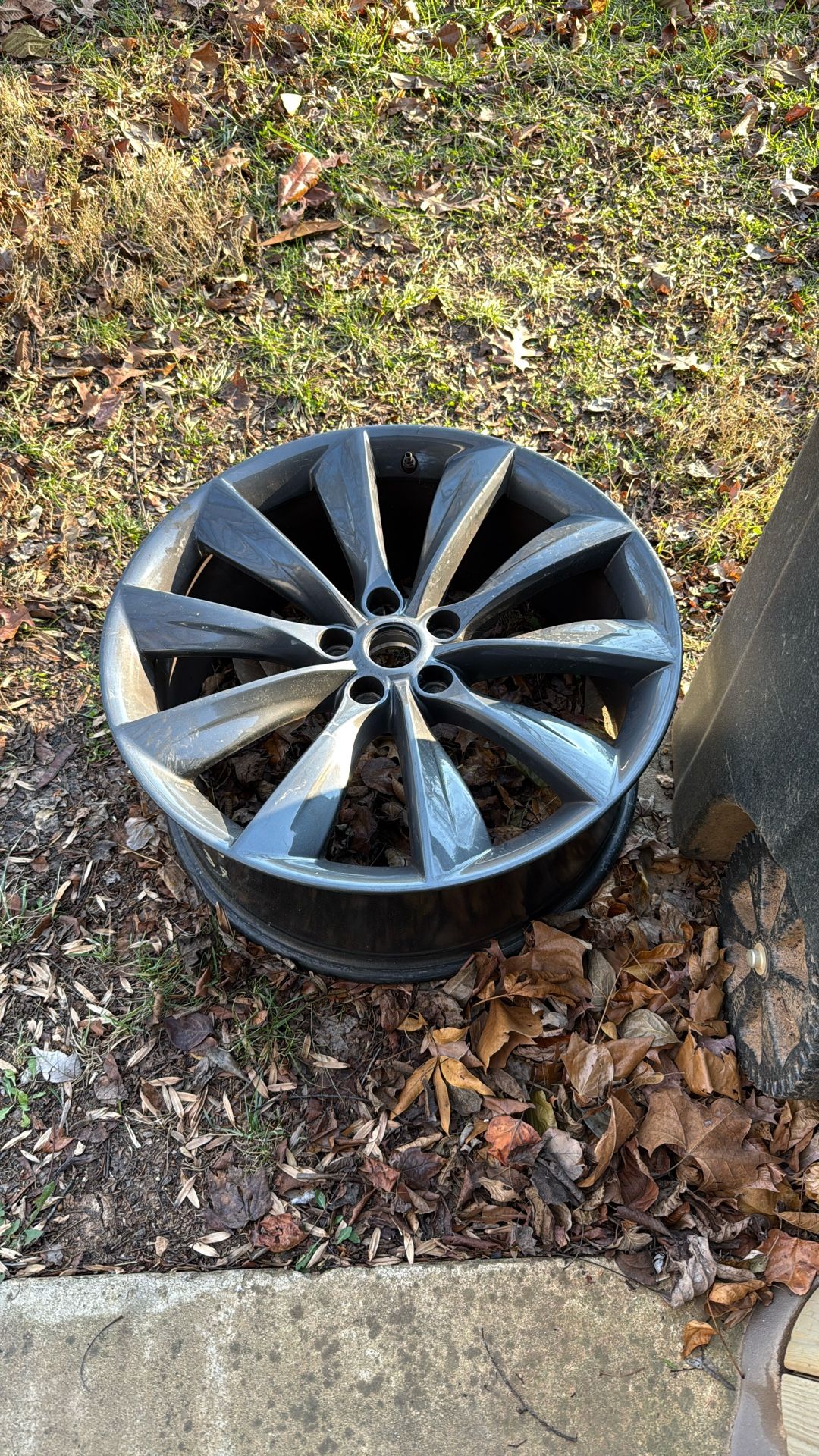 Tesla rear wheel