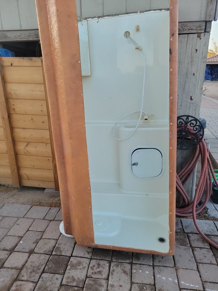 Camper Shower Surrounding