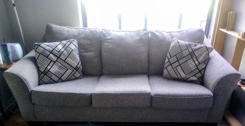 MUST GO Grey Couch For pickup