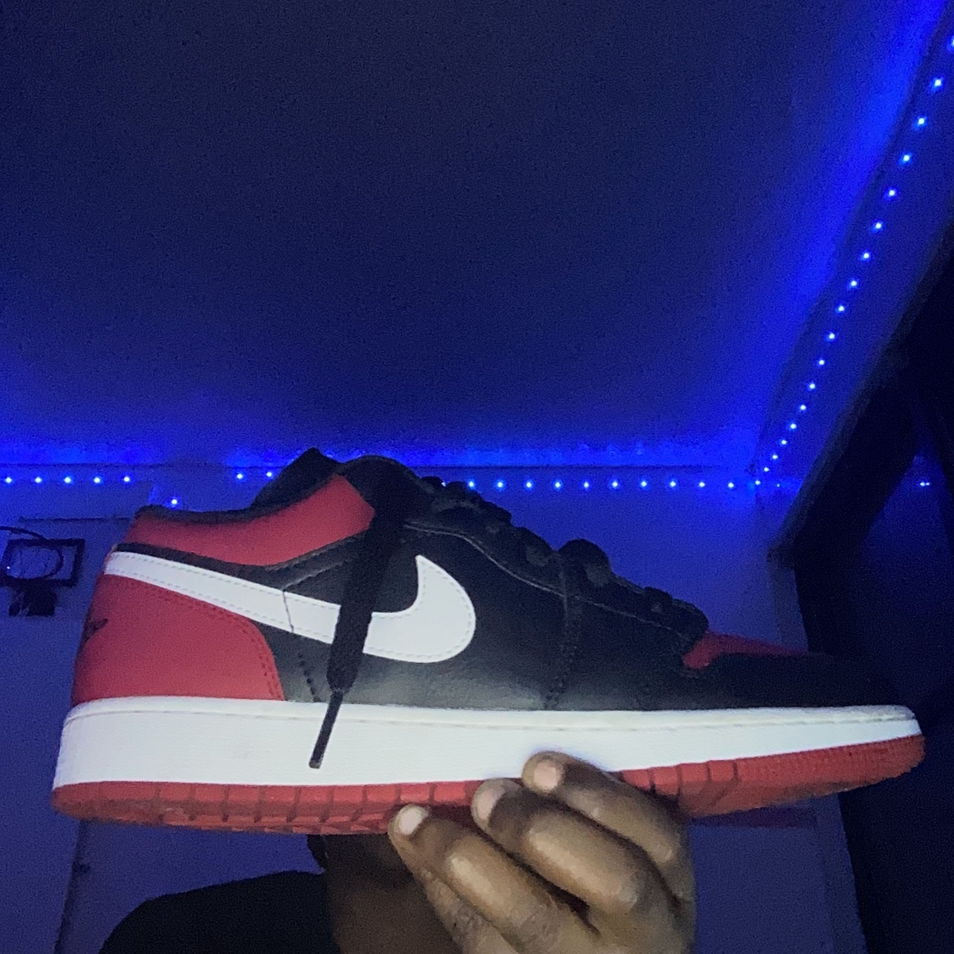 Jordan 1 Black | Gym | Red