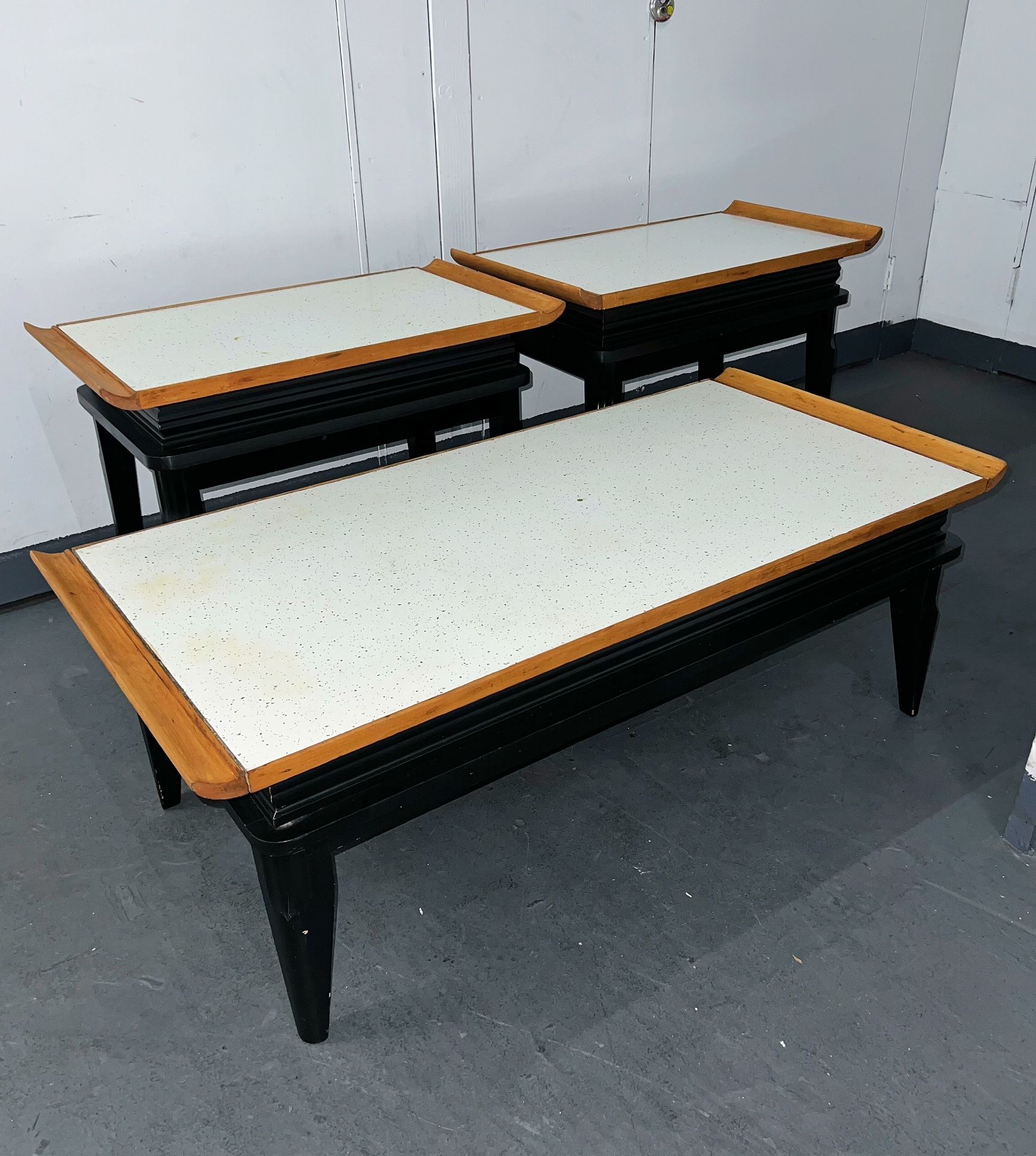 Vintage Mid Century Wood Coffee Table Set w 2 Table Lamps