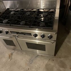 Decor 6 Burner Gas Stainless Steel Stove $12k