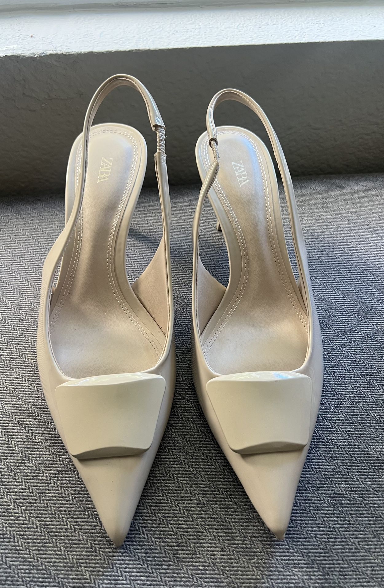 ZARA Beige Slingback Heels – Like New Sz 8