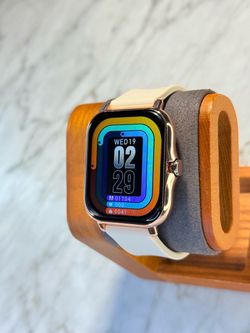 SMARTWATCH CLASSIC – ROSE GOLD & CREAM EDITION