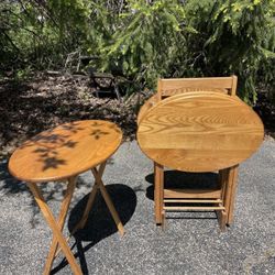 Set Of 4 Vintage Solid Oak TV Trays