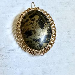 Gold Tone Pendant/pin