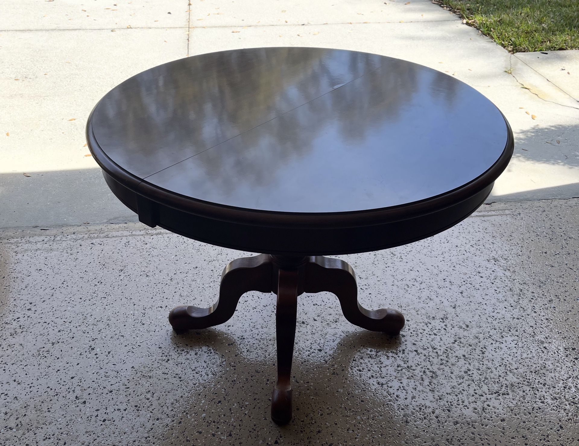 Solid wood Dining Room Table And Chairs