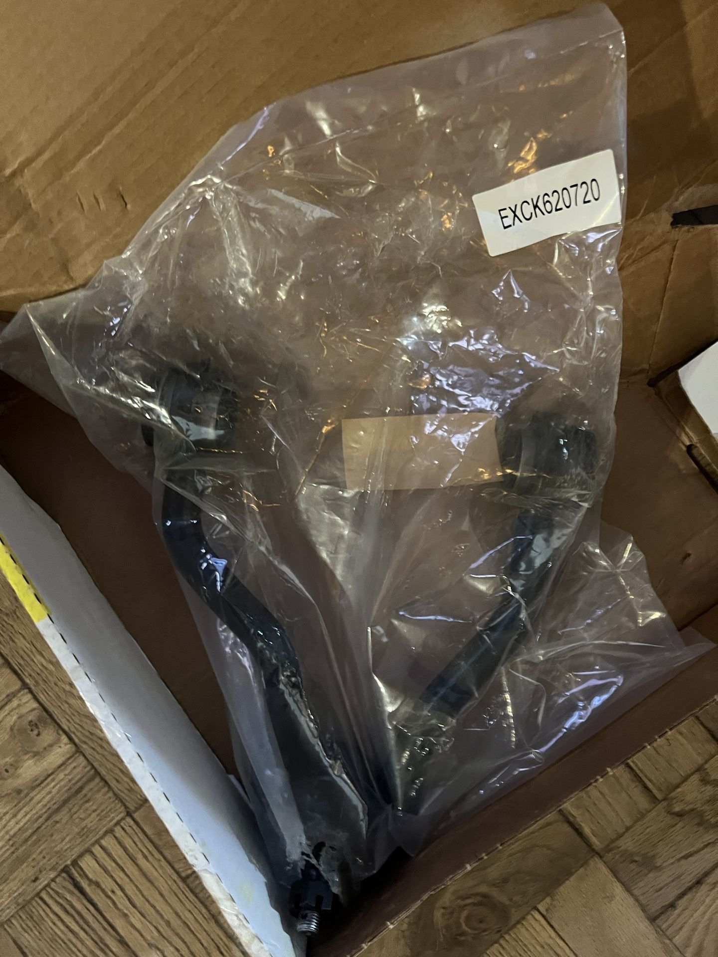 NEW MOOG  RK620720 Control Arm And Ball Joint Assembly