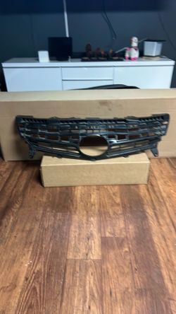 fits 2012-2015 TOYOTA PRIUS PLUG-IN Front Bumper Radiator Grille Upper use