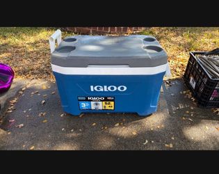 Igloo Latitude 52 Qt Cooler