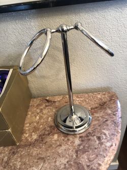 Towel holder