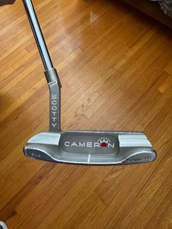 Scotty Cameron Newport Golf Putter