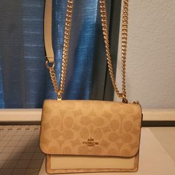 Klare Crossbody Bag In Blocked Signature Canvas