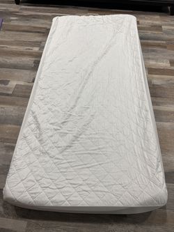 XL Twin Memory Foam Mattress Topper