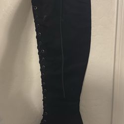 Size 9 Black Thigh high Boots 