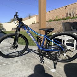 Trek Marlin 6 Mountain Bikes (Color: Red Or Blue) 