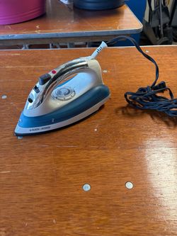 Black & Decker clothing iron