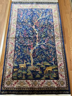 2’.10” X 4’.10” Art silk Tree of Life design fine rug
