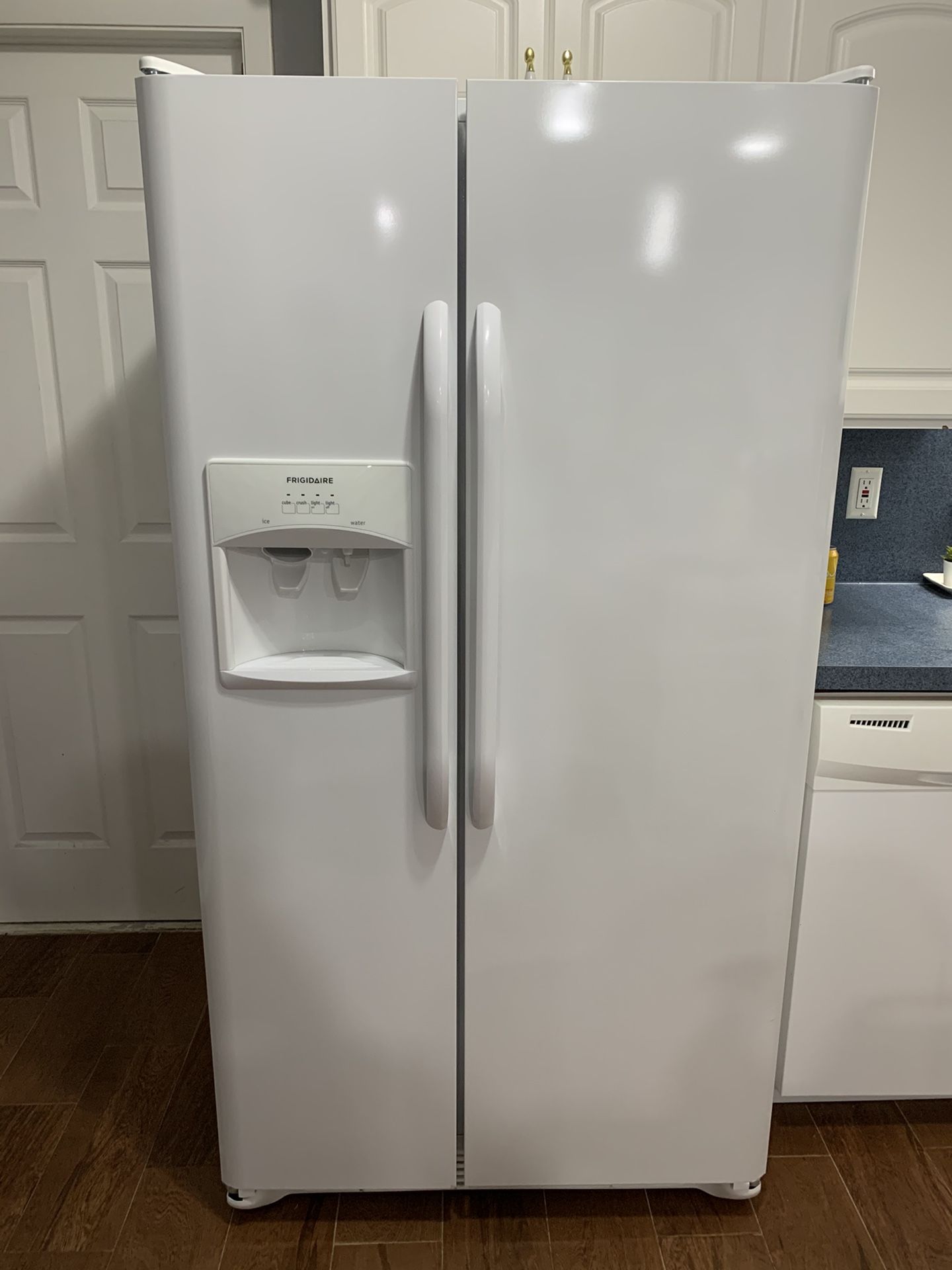 Frigidaire Refrigerator