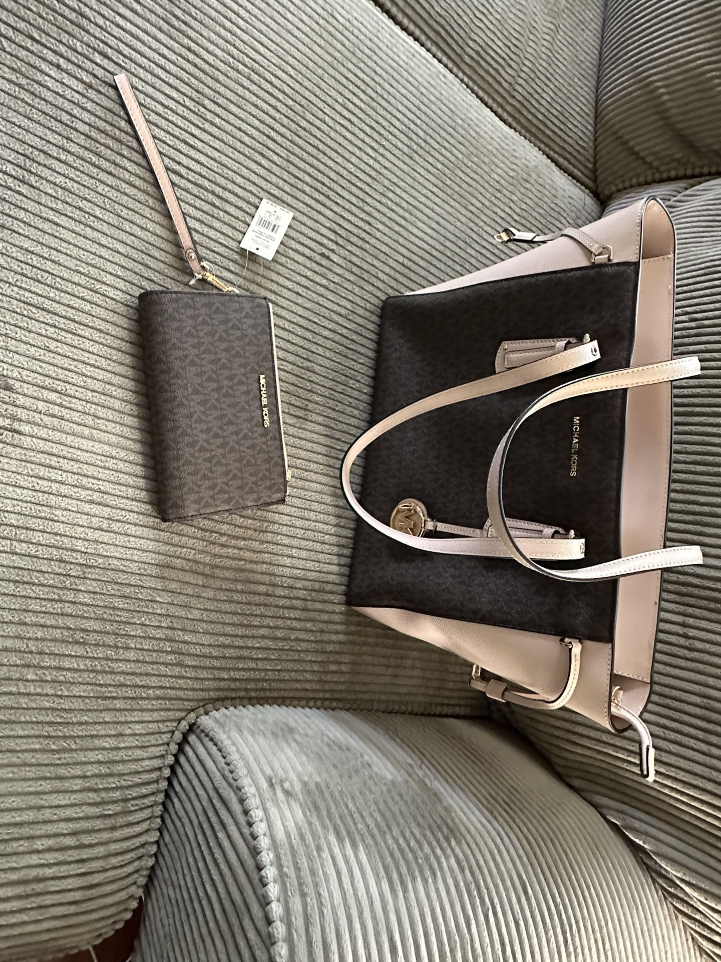 Michael Kors  matching Purse And Wallet