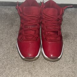 Jordan 11s 