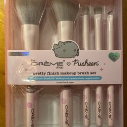 The Creme Shop Brushes 