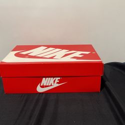 Stranger Things Nike Ortiz 