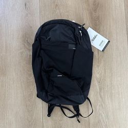 Black backpack(62)52
