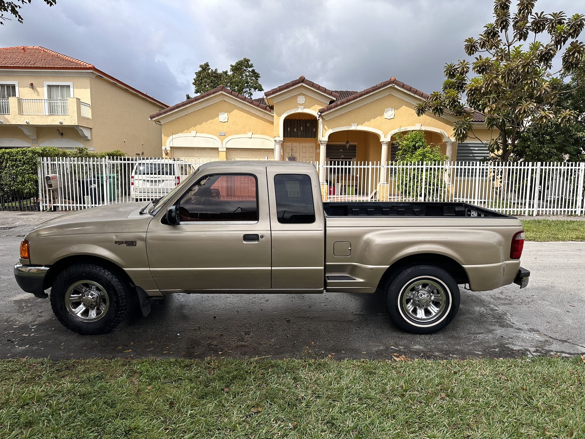 2001 Ford Ranger for Sale in Miami, FL - OfferUp