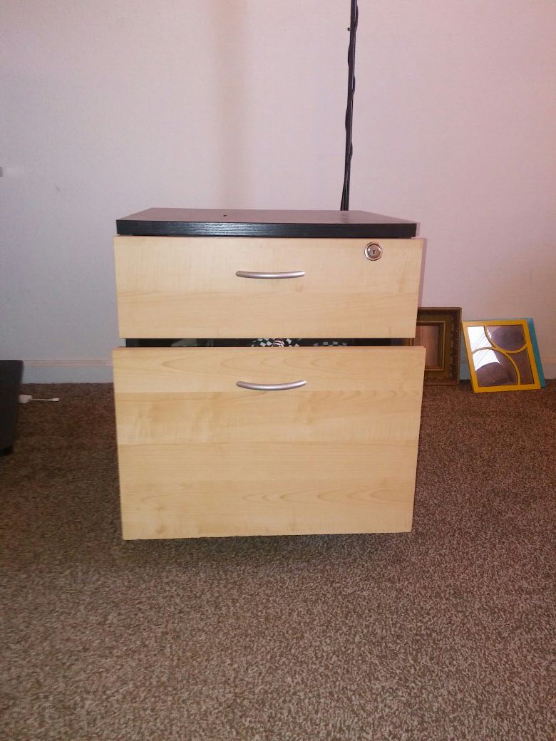 2 drawer cabinet with lock
