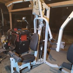 HOIST H210 Fitness Multiples Exercises Total Body Home Gym Machine