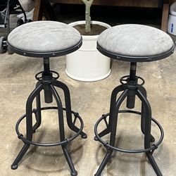 Set of 2 Industrial Bar Stools, Farmhouse PU Round Seat Bar Chairs, Rustic Adjustable-Height Swivel Backless Barstools, Metal Pipe Frame, 19.7”-24.4” 