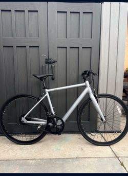 Ride1up Roadster v2 like new low price!