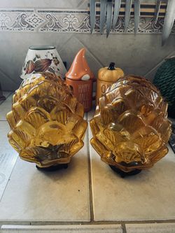 Valerie Parr Hill 2 Amber Pinecones