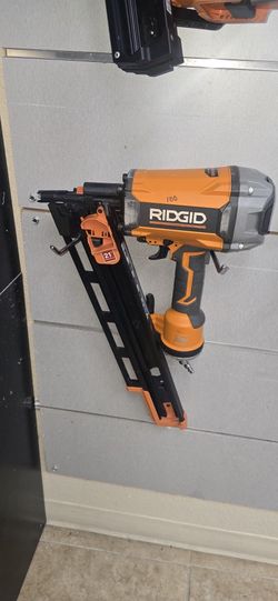 RIDGID PNEUMATIC FRAMING NAILER 85$