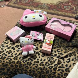 5 Piece Set Hello Kitty Bundle 