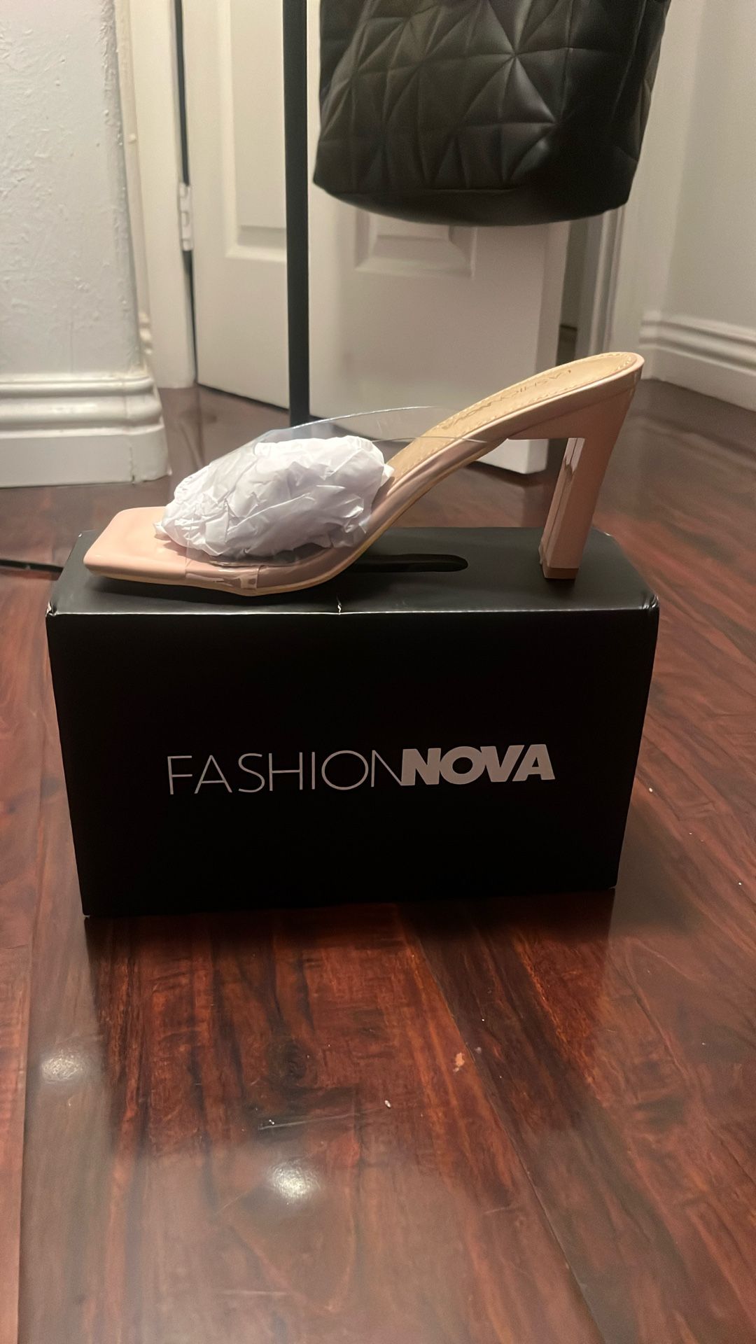 Fashion Nova Heels Color Nude Size 7