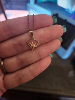 Angle necklace